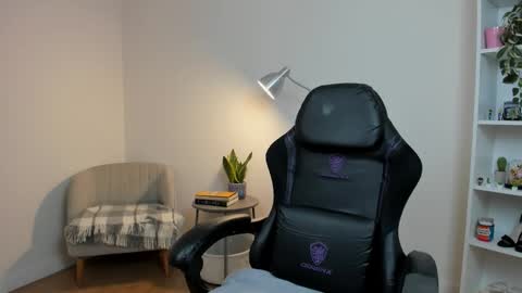 Snapshot of sakura_harper chatting on October 28, 5:55 am Sakura Harper online show from October 28, 5:55 am