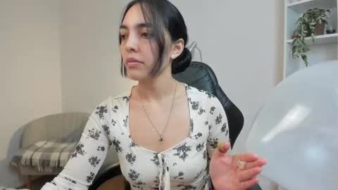 Snapshot of sakura_harper chatting on February 7, 5:55 am Sakura Harper online show from February 7, 5:55 am