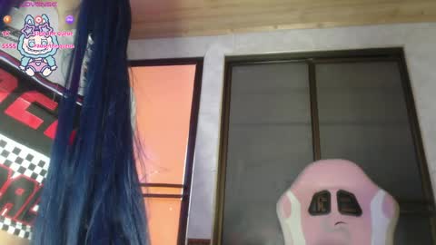  salloy  online show from April 7, 2:17 pm