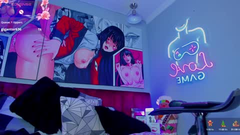 Snapshot of sallybrown_ chatting on December 10, 8:51 am miss Sally online every night from 1am to 8am  Colombia time online show from December 10, 8:51 am