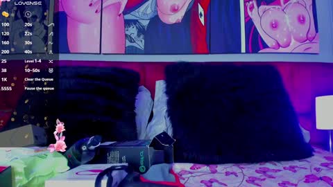 Snapshot of sallybrown_ chatting on January 5, 3:32 am miss Sally online every night from 1am to 8am  Colombia time online show from January 5, 3:32 am