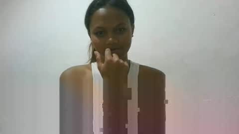 Snapshot of sallywett chatting on May 4, 4:58 pm SallyWett online show from May 4, 4:58 pm