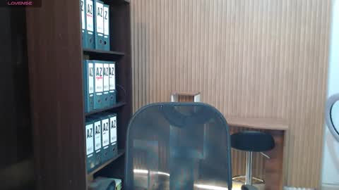 Salome online show from March 19, 9:30 pm