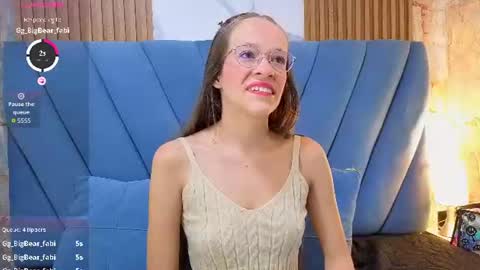 salome_cruxx online show from July 1, 11:45 am