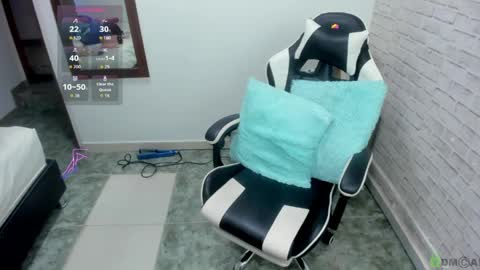 Salome online show from April 10, 5:50 pm