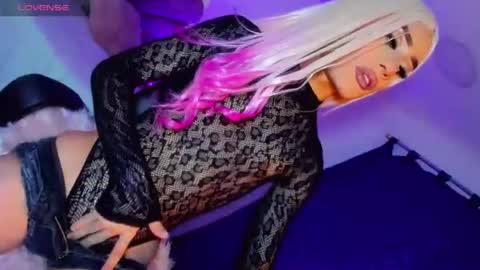 salome_saenz666 online show from July 6, 5:37 am