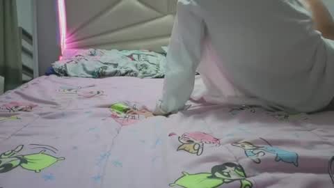 Salome  online show from July 1, 1:51 am