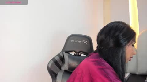   online show from December 17, 8:59 pm