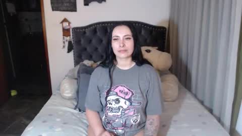 yenny online show from March 6, 3:47 am