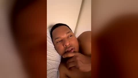 Snapshot of salomoon23 chatting on July 3, 3:24 am INSTAGRAM luis1pedraza online show from July 3, 3:24 am