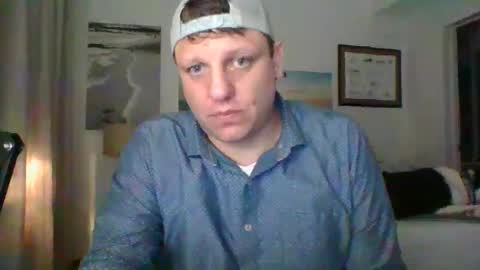 Snapshot of salsbud2022 chatting on January 18, 9:13 am salsbud2022 online show from January 18, 9:13 am