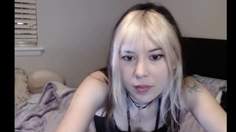 Snapshot of salted_carmen chatting on January 12, 1:00 am Carmen online show from January 12, 1:00 am