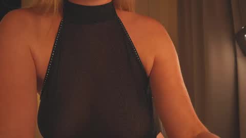 IsaBella-  online show from May 16, 8:18 pm