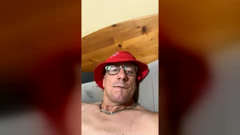 saltydoggy6969 online show from June 27, 5:01 am