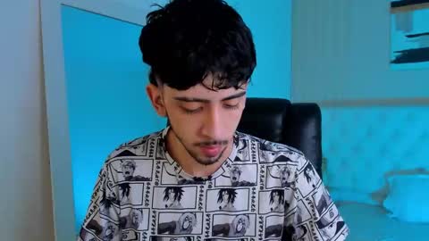 Snapshot of salvatore_monterey chatting on September 23, 8:23 pm salvatore online show from September 23, 8:23 pm