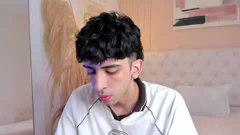 Snapshot of salvatore_monterey chatting on October 2, 8:27 pm salvatore online show from October 2, 8:27 pm