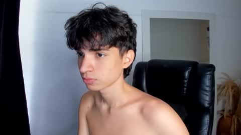 salvatore  online show from February 17, 3:29 pm