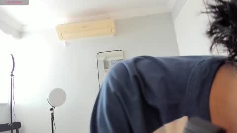 Snapshot of salvatore_montt chatting on March 9, 5:49 pm salvatore_montt online show from March 9, 5:49 pm