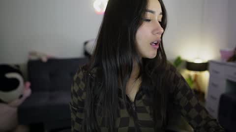 Stefana    or    Samchispas online show from January 21, 10:30 pm