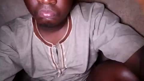 Snapshot of sam223382879 chatting on January 27, 1:48 am sam223382879 online show from January 27, 1:48 am