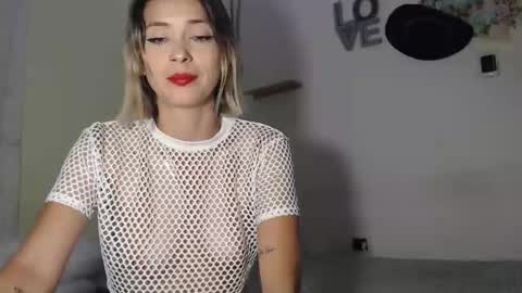 Snapshot of sam_and_mike chatting on November 16, 2:06 am sammmikee online show from November 16, 2:06 am