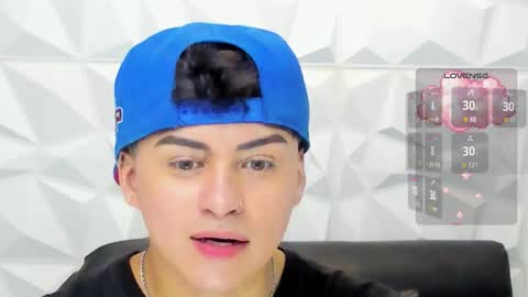 Snapshot of sam_daves_ chatting on November 22, 2:49 pm Sam online show from November 22, 2:49 pm