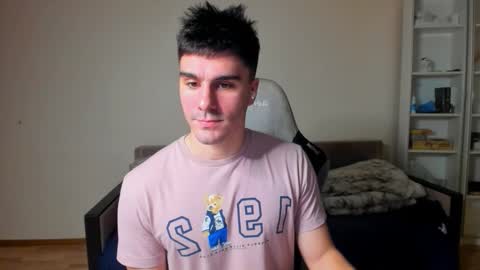 Snapshot of sam_huston18 chatting on November 26, 9:49 pm BACK IN 2 WEEKS online show from November 26, 9:49 pm