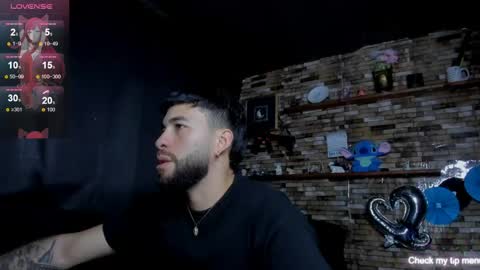 Snapshot of sam_stiglitz chatting on May 20, 3:45 am Sam online show from May 20, 3:45 am