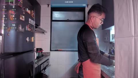 SAMUEL THOMPSON online show from December 3, 11:57 pm