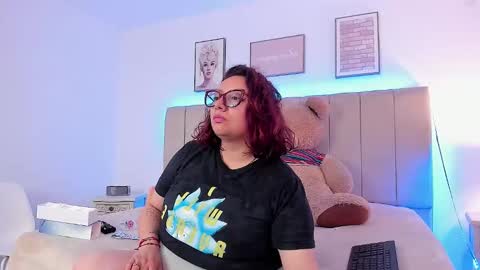 Snapshot of sam_von_tess chatting on December 15, 12:31 pm Samantha online show from December 15, 12:31 pm