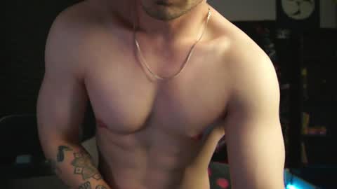 Snapshot of sam_w__ chatting on January 27, 12:58 pm Sam online show from January 27, 12:58 pm