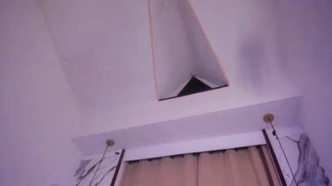 samaelandlilitt online show from March 19, 7:12 am