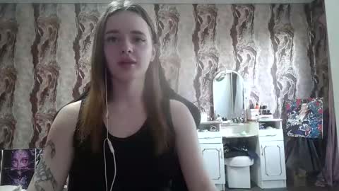 Snapshot of samanta55555 chatting on May 6, 1:05 pm samanta55555 online show from May 6, 1:05 pm