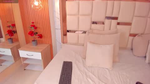 samantha   online show from February 26, 4:44 am