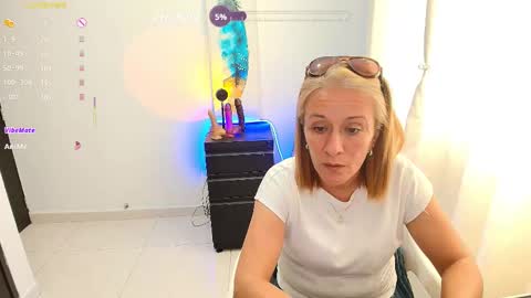 Snapshot of samanta_stone69 chatting on December 5, 8:38 pm Samanta Stone online show from December 5, 8:38 pm