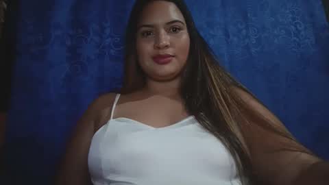 Snapshot of samantacurvy_ chatting on December 16, 5:12 am SAMANTA online show from December 16, 5:12 am