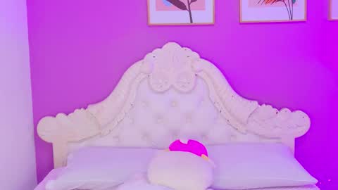 Snapshot of samantakane chatting on May 9, 4:17 am samantakane online show from May 9, 4:17 am