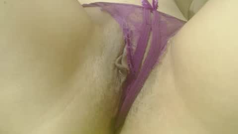 SAMANTHARUIZ18 online show from February 23, 12:30 am