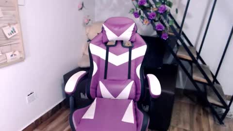 samantha online show from March 7, 6:49 pm