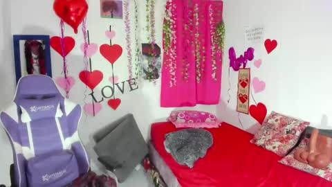  Samanthasmile  online show from November 9, 9:02 pm