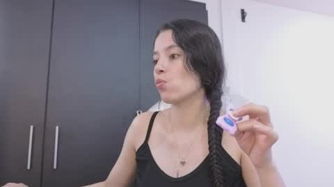 samantha_blow online show from May 20, 3:24 am