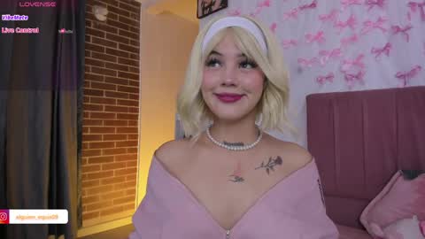 Snapshot of samantha_browwnn chatting on May 29, 4:16 pm samantha_browwnn online show from May 29, 4:16 pm