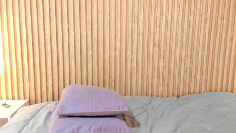 Snapshot of samantha_duart3 chatting on April 23, 12:29 pm samantha_duart3 online show from April 23, 12:29 pm