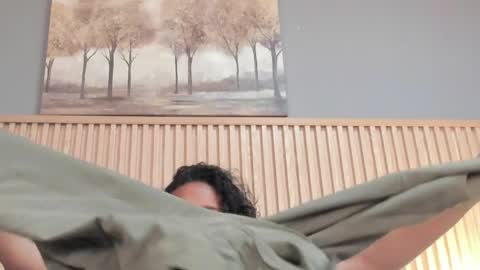 Snapshot of samantha_duart3 chatting on May 12, 11:40 am samantha_duart3 online show from May 12, 11:40 am