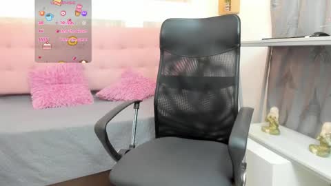    online show from December 20, 10:33 am