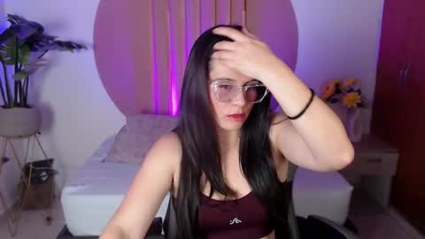 S A M A N T H A online show from December 16, 7:30 pm