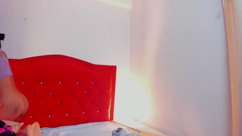 Samantha online show from April 4, 9:12 pm