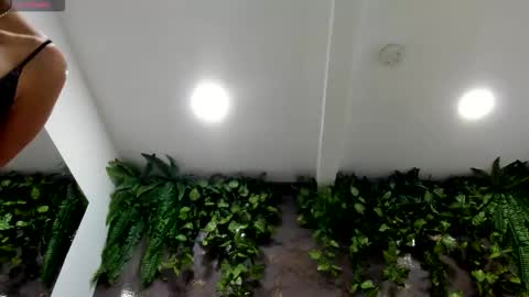 samantha_milfs online show from January 9, 11:24 am