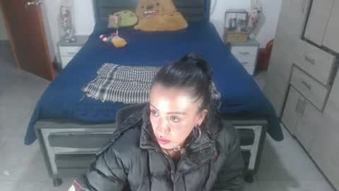 Snapshot of samantha_singh1 chatting on June 30, 7:42 am samantha singh1 online show from June 30, 7:42 am