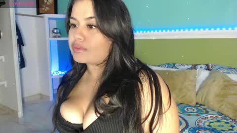samantha_smiith__ online show from May 5, 12:02 pm